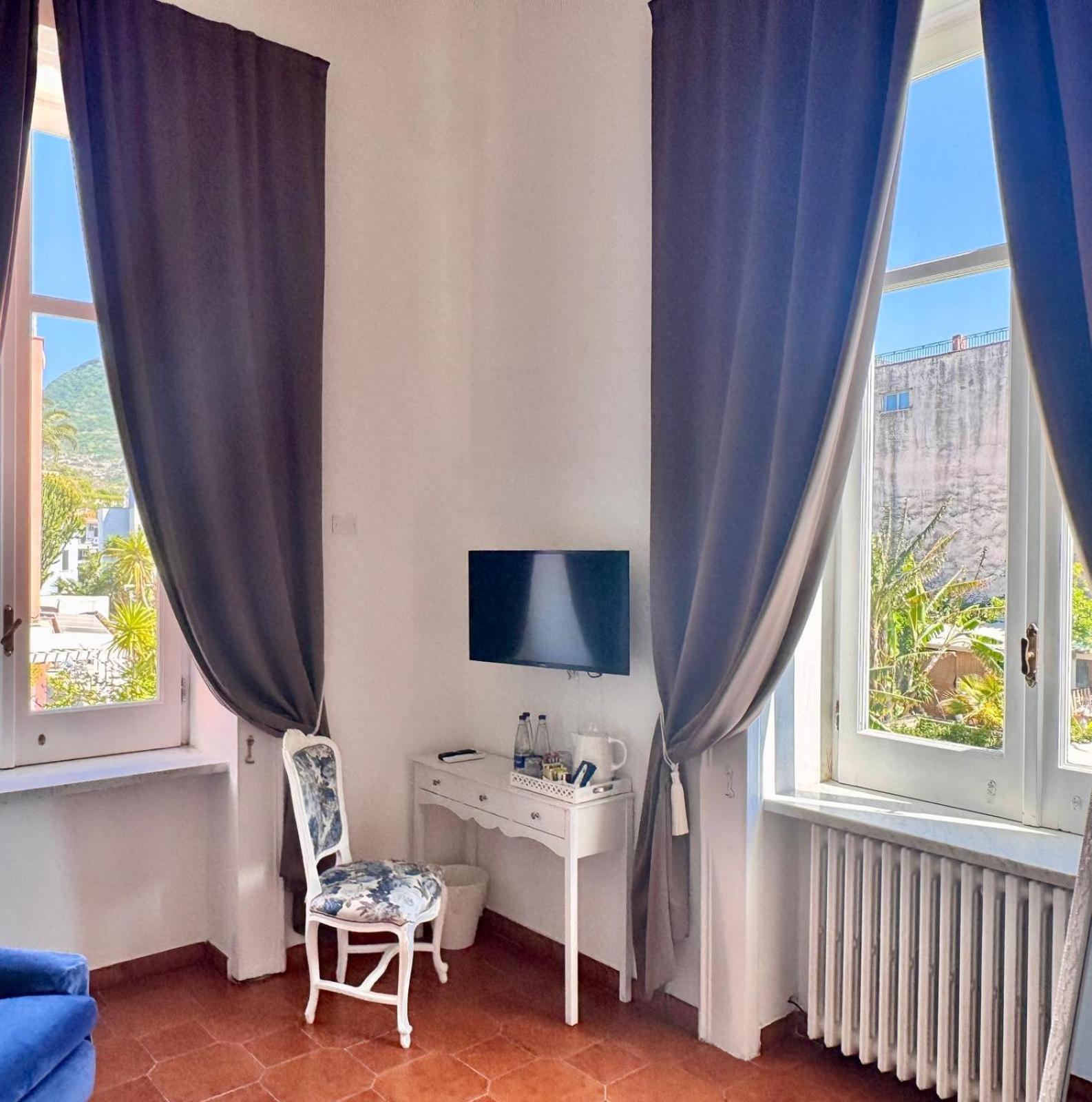 Palazzo Bonaventura 1906 Bed & Breakfast Forio  Exterior photo